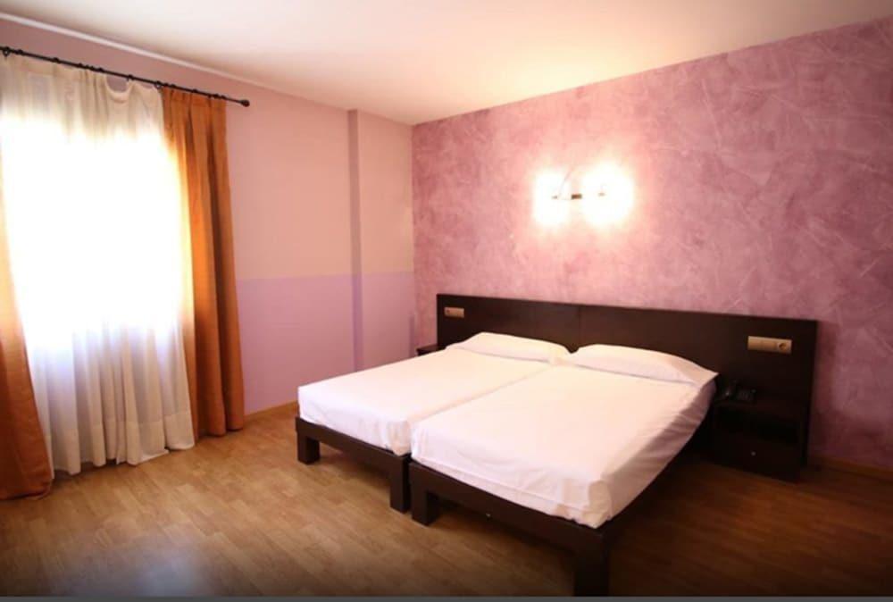 Hotel Alda Tordesillas Luaran gambar